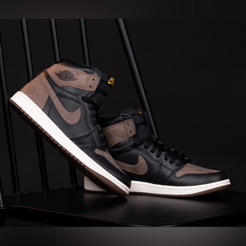 New Jordan 1 Retro High OG “Palomino “ Size 9 men 10.5 Women - Picture 17 of 17